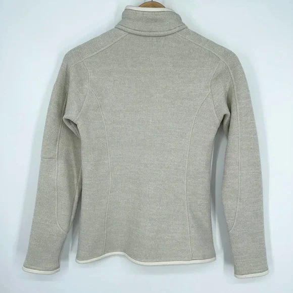 Patagonia Better Sweater 1/4-Zip Fleece Pullover Jacket in Cream - Picture 5 of 9